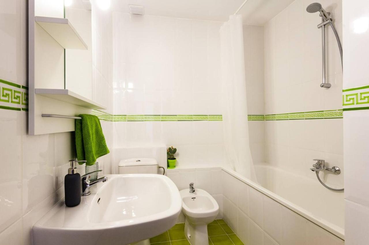 فالنسيا Spacious, Bright Apartment Next To The Old Town المظهر الخارجي الصورة